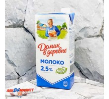 Молоко ДОМИК В ДЕРЕВНЕ 2,5% 950г т/п