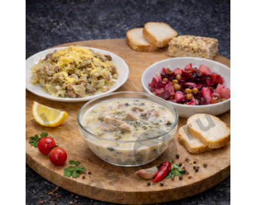 Суп с курицей,сливками и грибами,макароны с мясом и сыром, винегрет+ ASH-комплемент