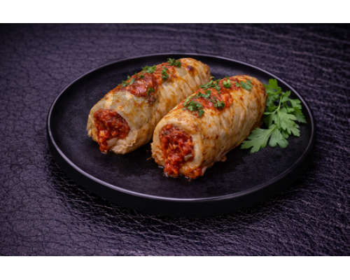 Вторые блюда Куриный рулет с аджикой (100г)