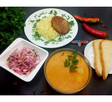 Суп гороховый с сухарями, картофельное пюре + котлета, салат из солений , ash-комплимент